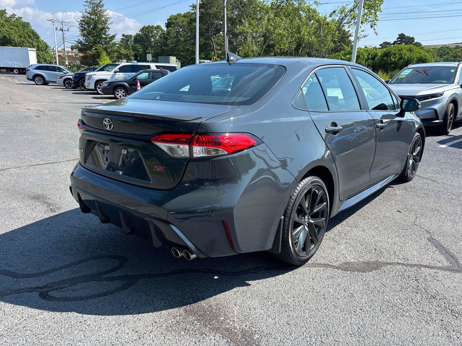 Used 2024 Toyota Corolla SE FWD image 3