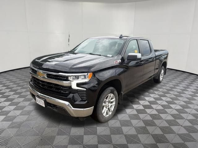 Used 2023 Chevrolet Silverado 1500 LT AWD/4WD image 13