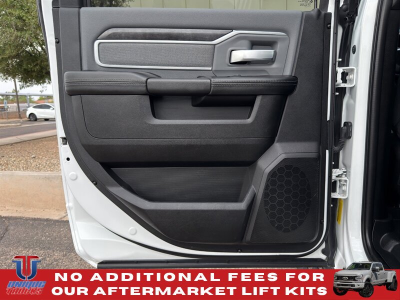 Used 2023 RAM 2500 Big Horn w/ Cold Weather Group AWD/4WD image 23