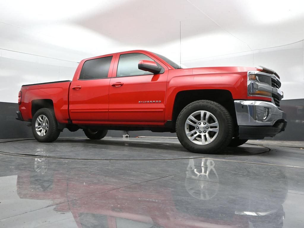 Used 2017 Chevrolet Silverado 1500 LT w/ All Star Edition AWD/4WD image 37