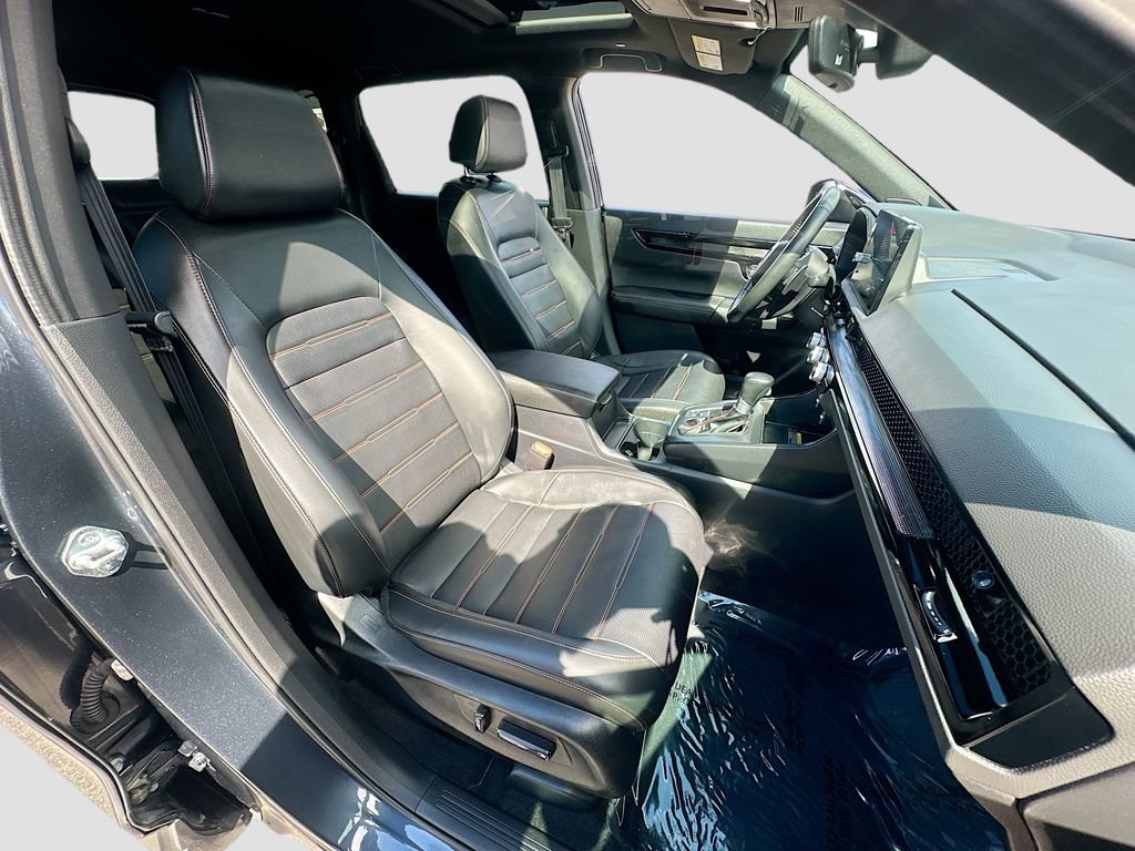 Used 2025 Honda CR-V Sport Touring image 29