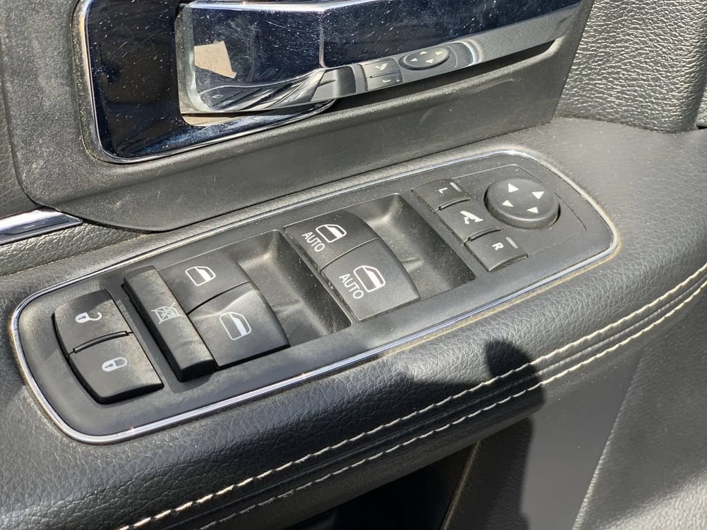 Used 2017 RAM 3500 Laramie AWD/4WD image 22