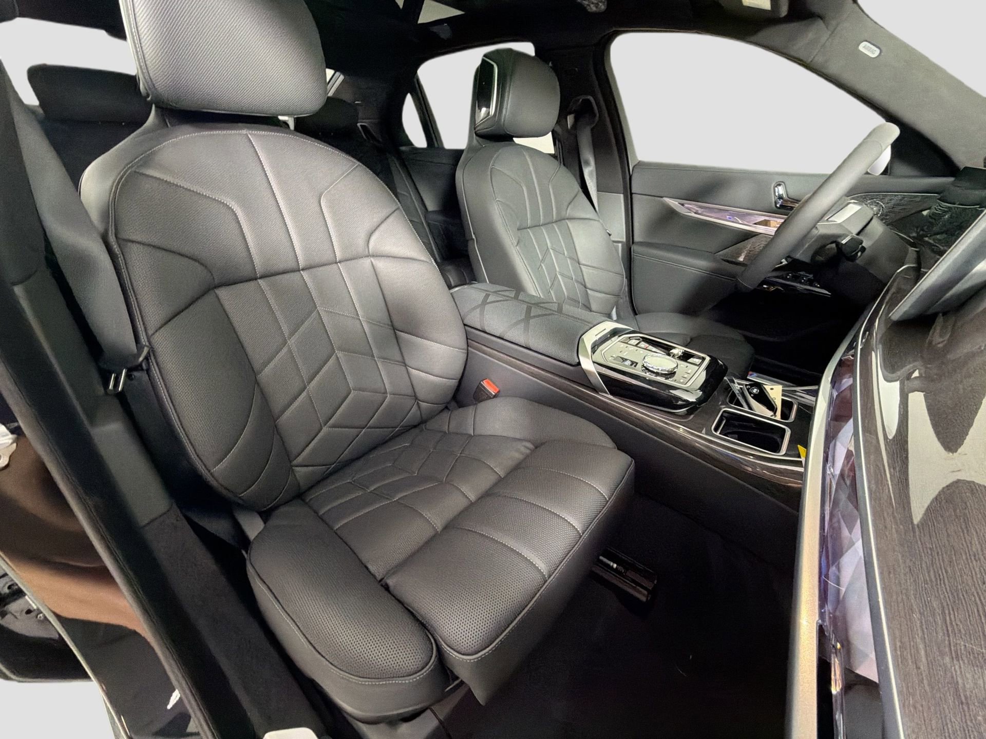 New 2026 BMW i7 xDrive60 image 28