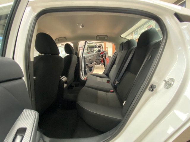 Used 2025 Nissan Sentra SV FWD image 17