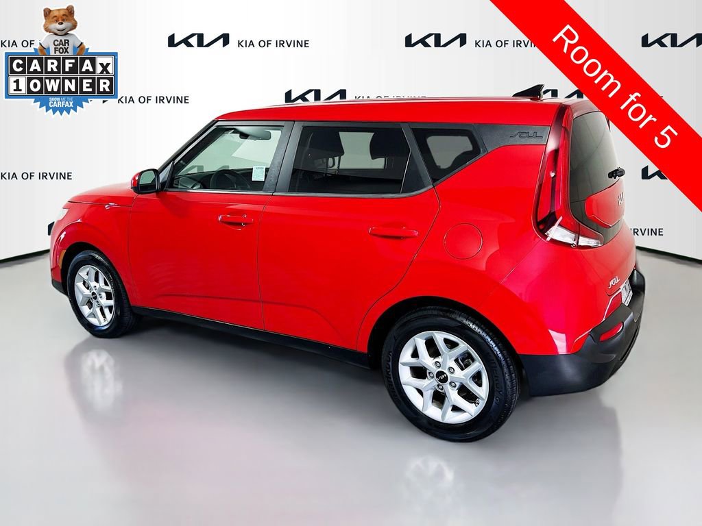 Certified 2022 Kia Soul LX w/ Technology Package FWD image 6