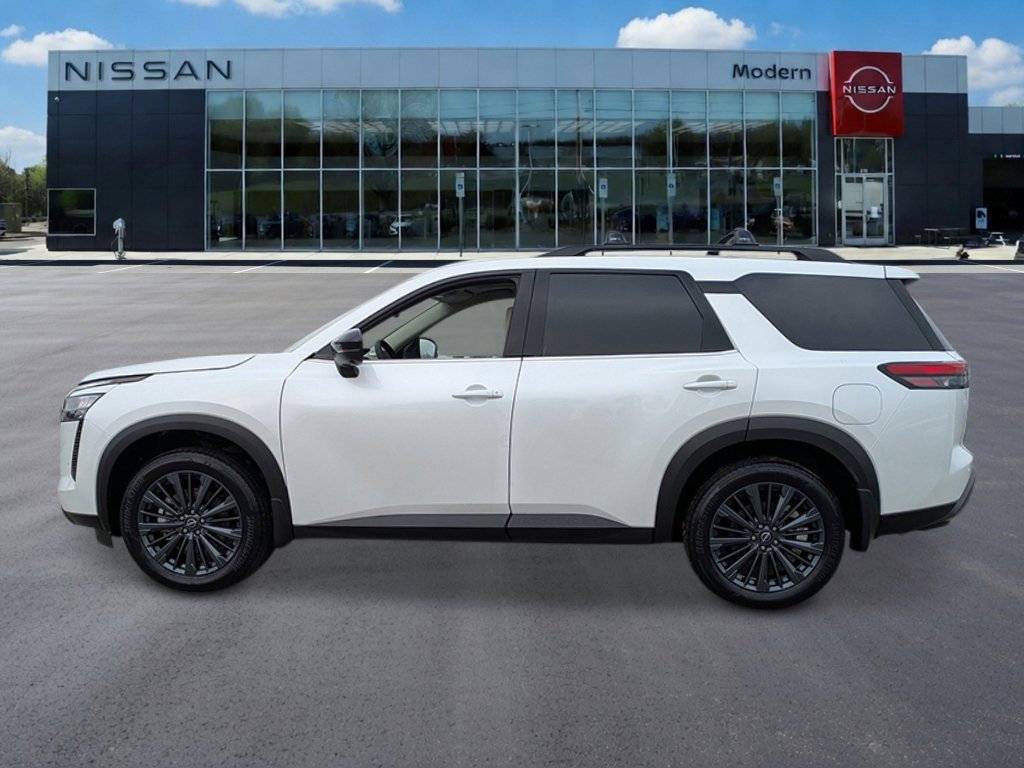 New 2026 Nissan Pathfinder SL FWD image 2