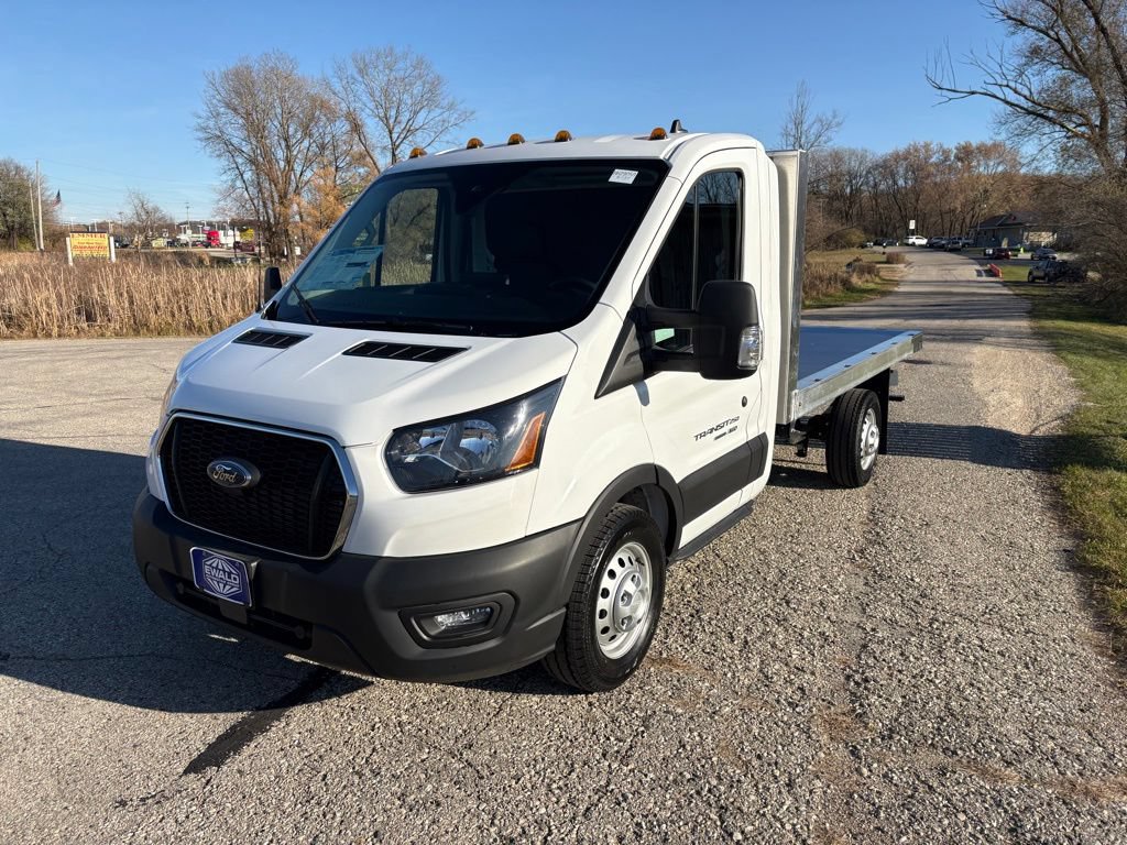 Used 2024 Ford Transit 250 AWD w/ Exterior Upgrade Package image 4