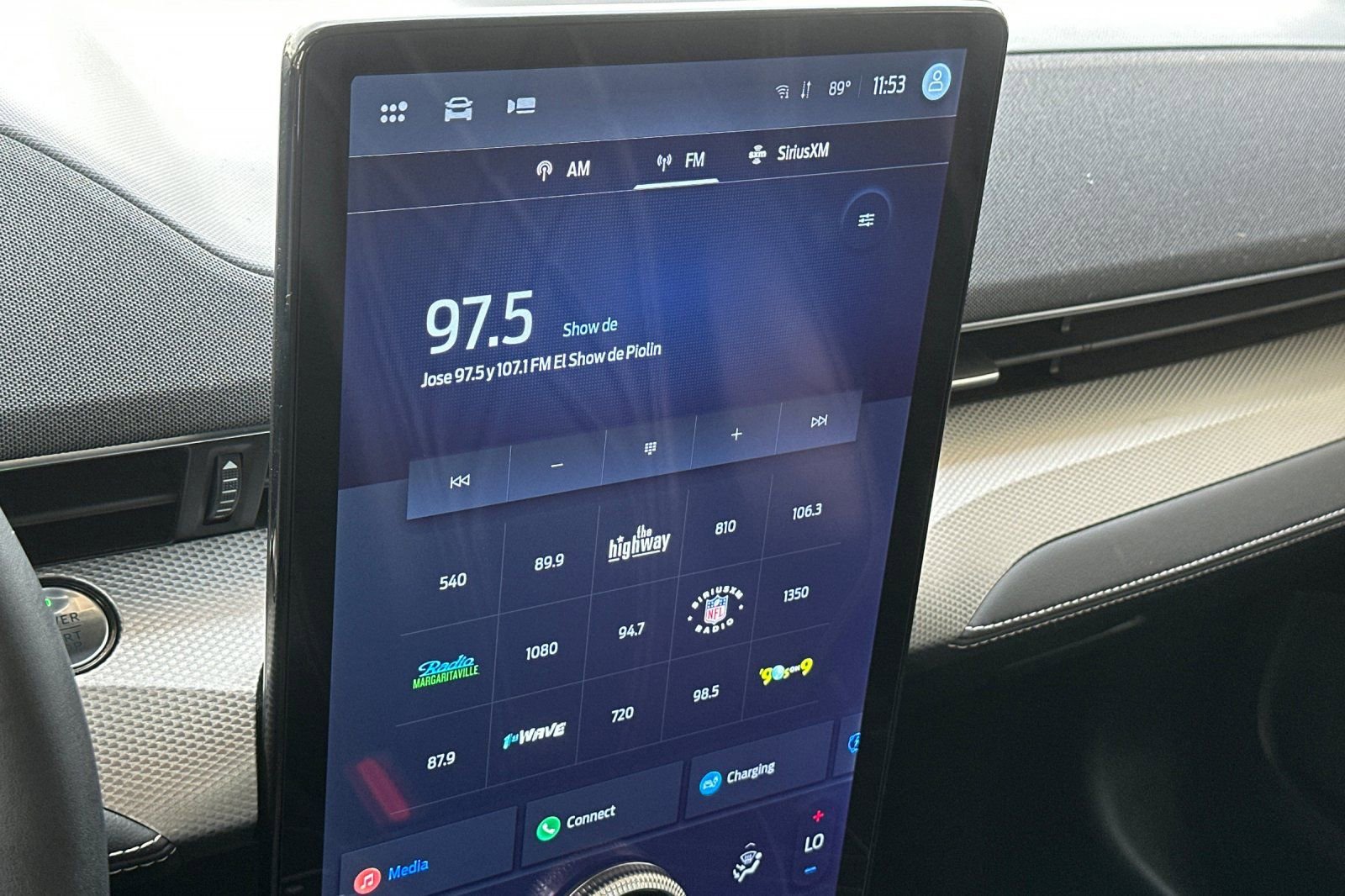 Used 2023 Ford Mustang Mach-E Select image 18