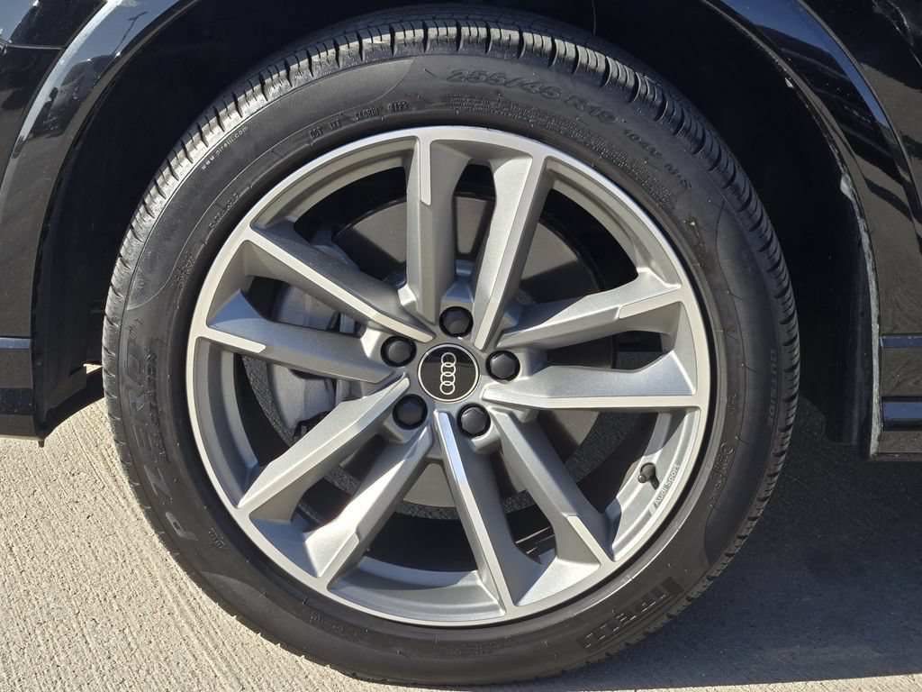 Used 2024 Audi Q3 2.0T Premium AWD/4WD image 19