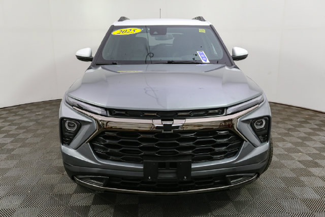 Used 2025 Chevrolet TrailBlazer ACTIV w/ Driver Confidence Package AWD/4WD image 4