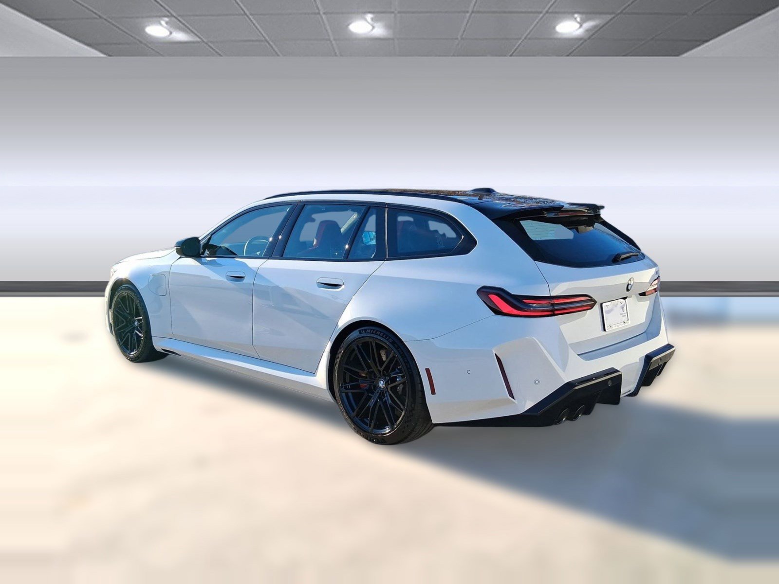 New 2026 BMW M5 Touring image 3