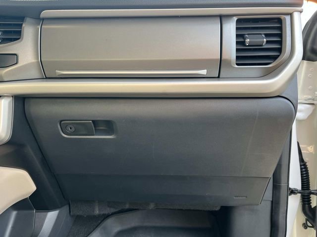 Used 2022 Ford Expedition XLT image 28