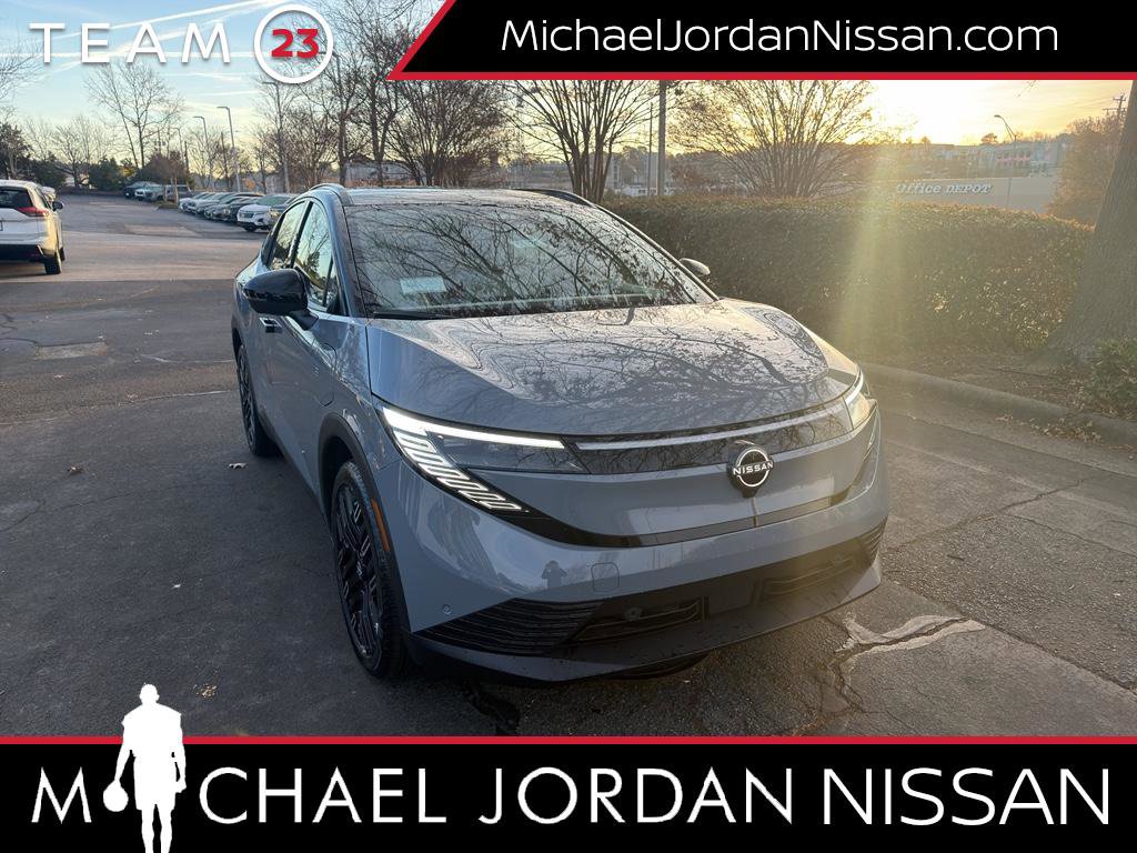 New 2026 Nissan Leaf Platinum+ w/ Cargo Package (Platinum+) video 1