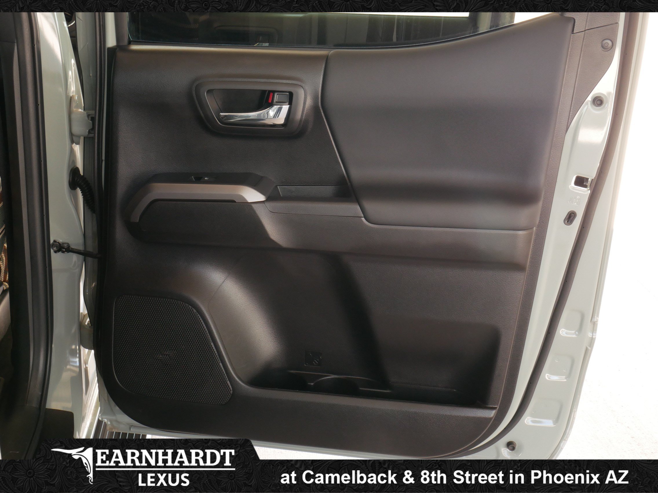 Used 2023 Toyota Tacoma TRD Sport w/ Advanced Technology Package AWD/4WD image 18