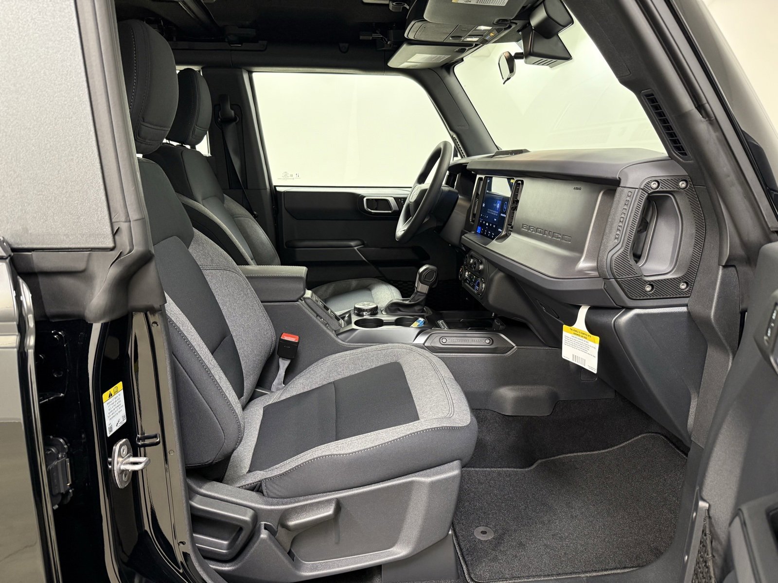 New 2025 Ford Bronco 4-Door image 22