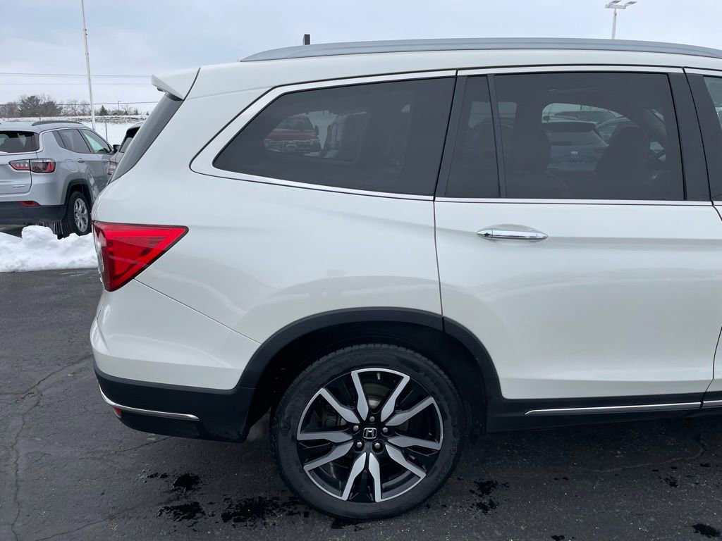 Used 2019 Honda Pilot Touring image 28