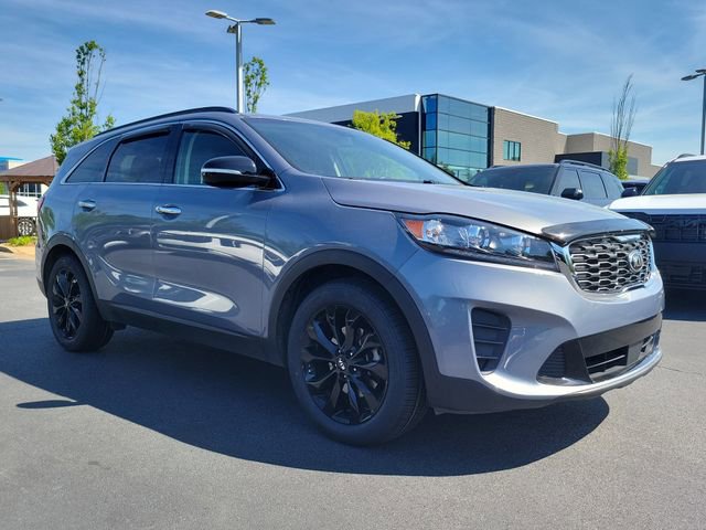 Used 2020 Kia Sorento S FWD image 3