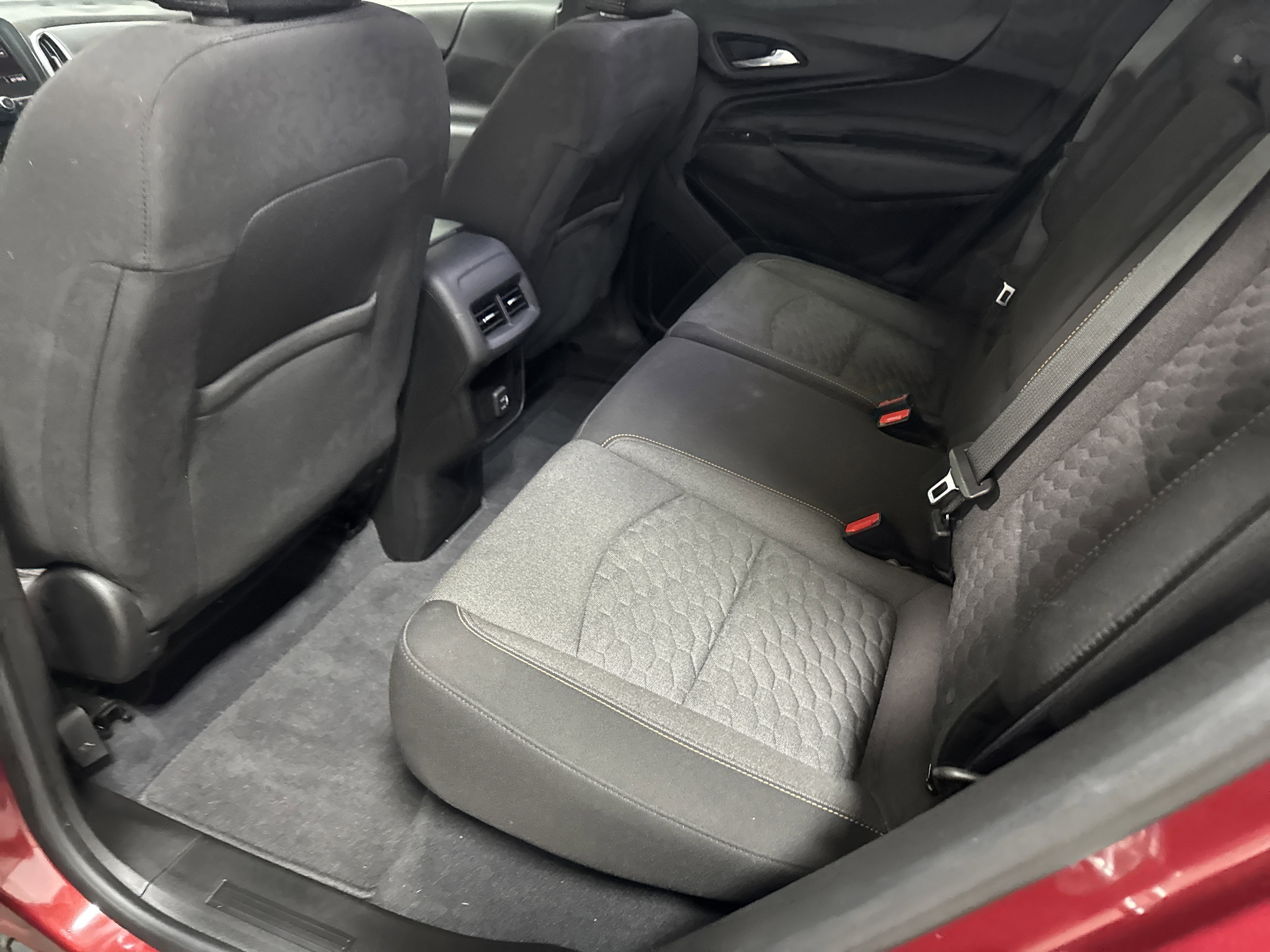 Used 2021 Chevrolet Equinox LT image 26