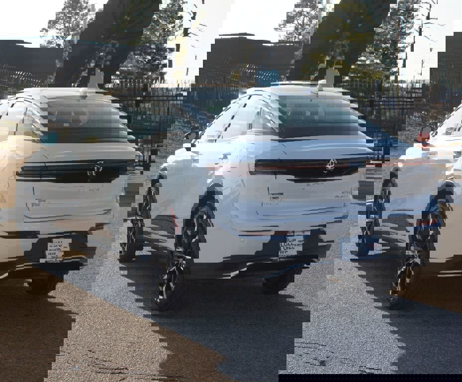 Used 2024 Toyota Crown Platinum image 16