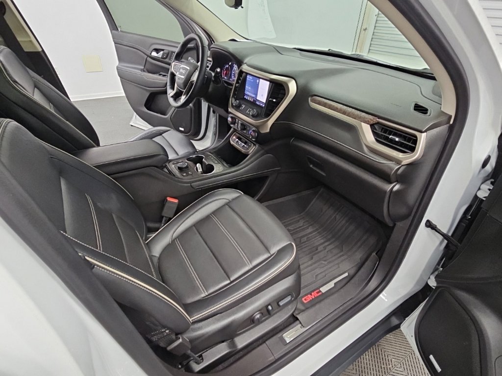 Used 2023 GMC Acadia Denali w/ Denali Ultimate Package AWD/4WD image 43
