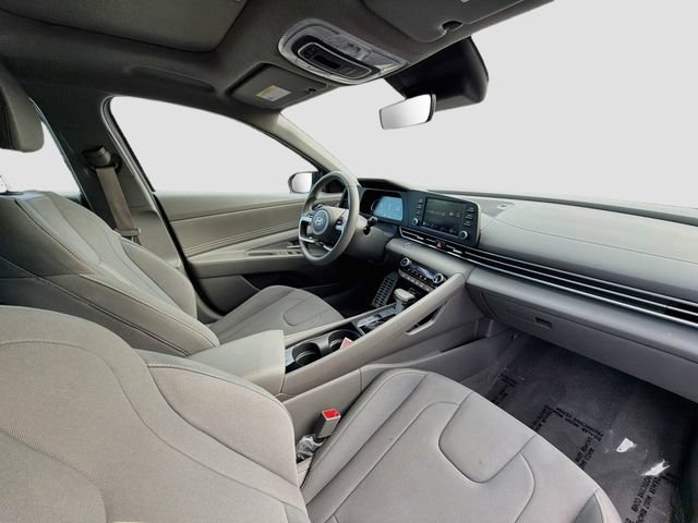 Certified 2026 Hyundai Elantra SEL Sport Premium FWD image 27