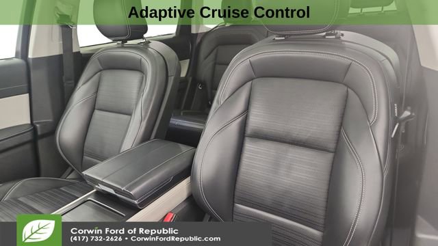 Used 2024 Lincoln Nautilus Reserve w/ Equipment Group 202A image 11