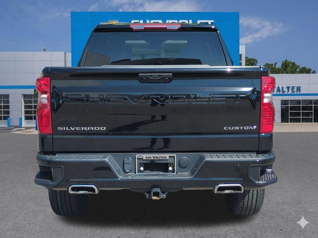 Used 2024 Chevrolet Silverado 1500 Custom Trail Boss AWD/4WD image 5