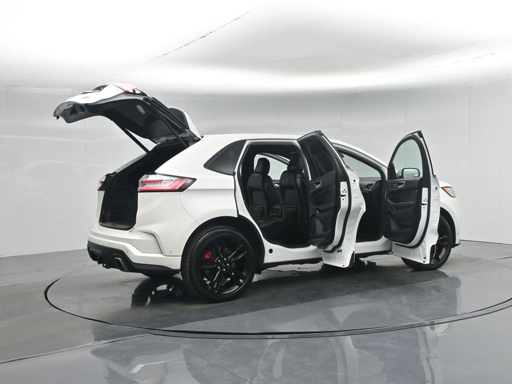 Used 2020 Ford Edge ST w/ Equipment Group 401A image 6