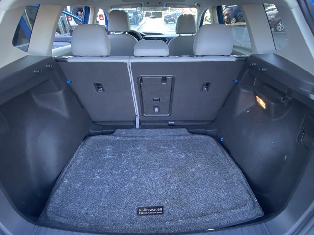 Used 2022 Volkswagen Taos SE w/ Panoramic Sunroof Package image 24