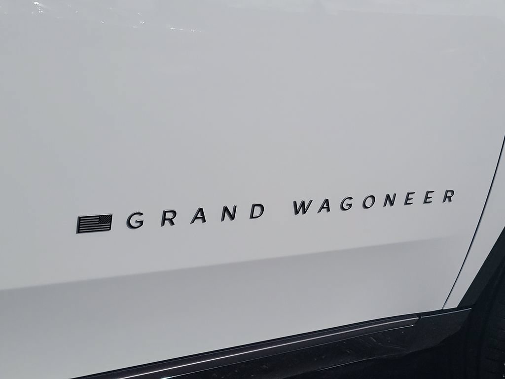 New 2026 Jeep Grand Wagoneer L Limited AWD/4WD image 7
