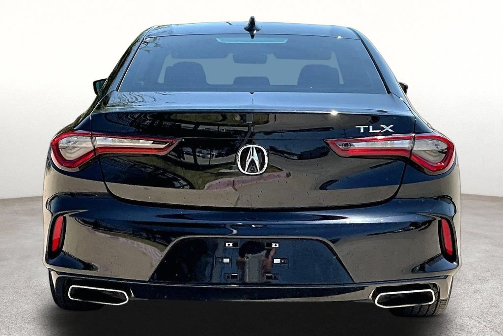 Used 2023 Acura TLX FWD image 4