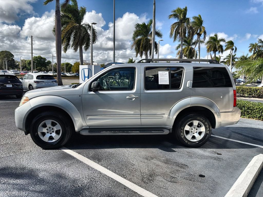 Used 2010 Nissan Pathfinder S image 5