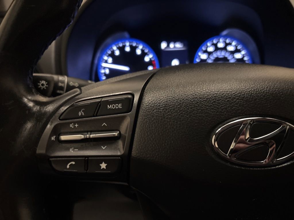 Certified 2022 Hyundai Kona SEL w/ Convenience Package image 17