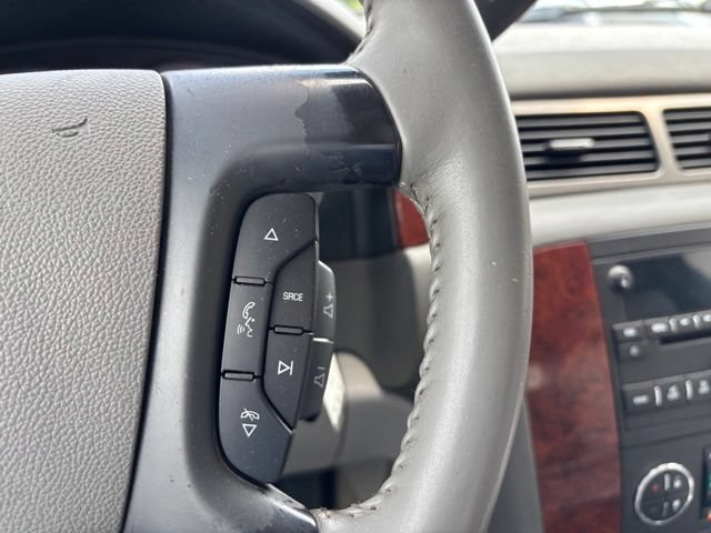 Used 2010 Chevrolet Avalanche LT w/ Luxury Package AWD/4WD image 14