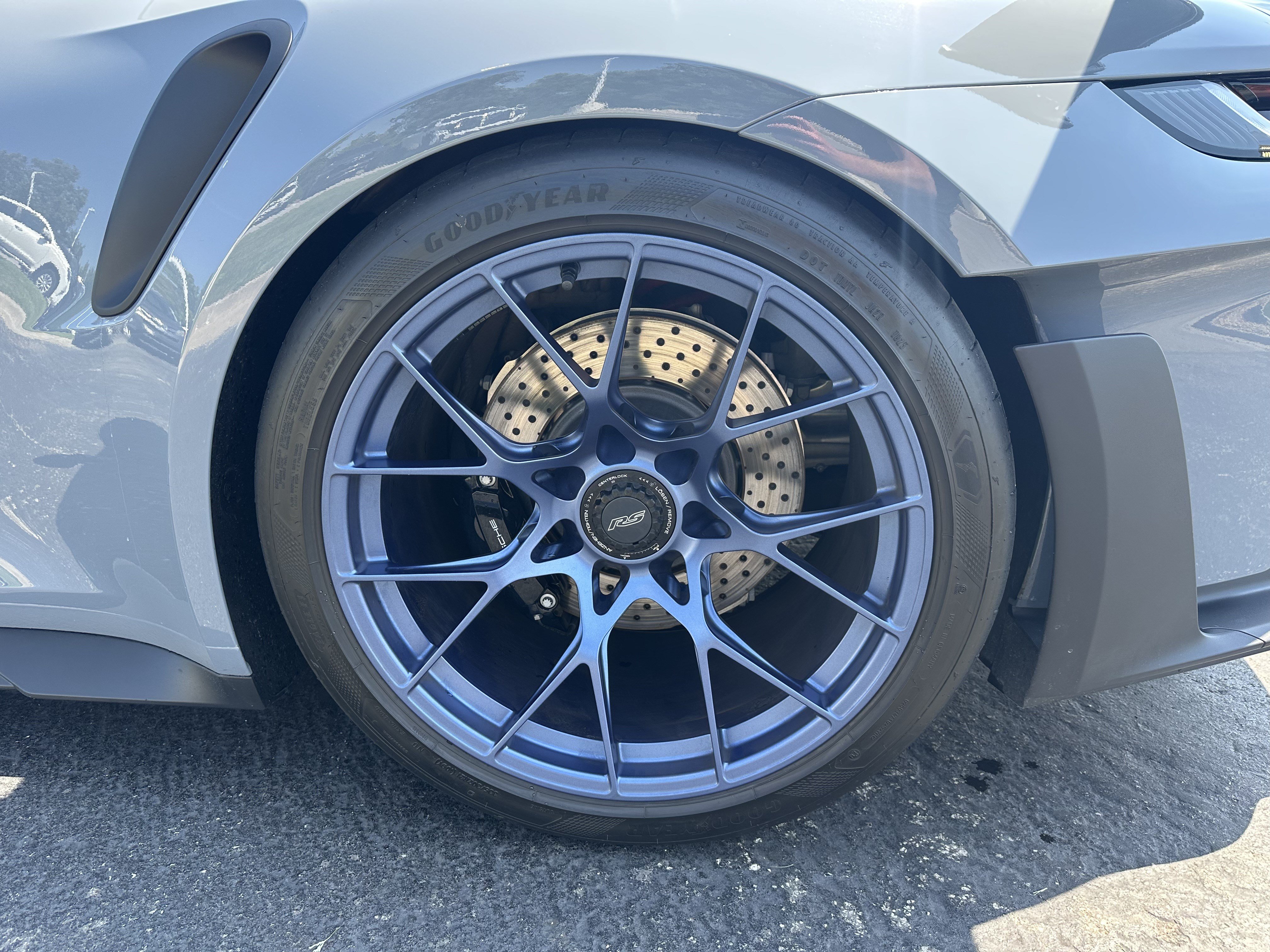 Used 2025 Porsche 911 GT3 RS RWD image 34