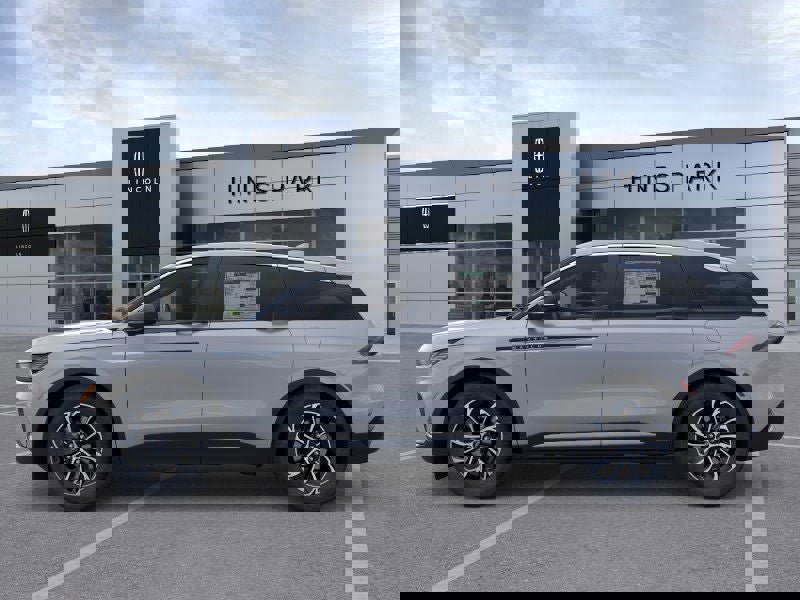 New 2026 Lincoln Nautilus Premier w/ Equipment Group 102A image 3