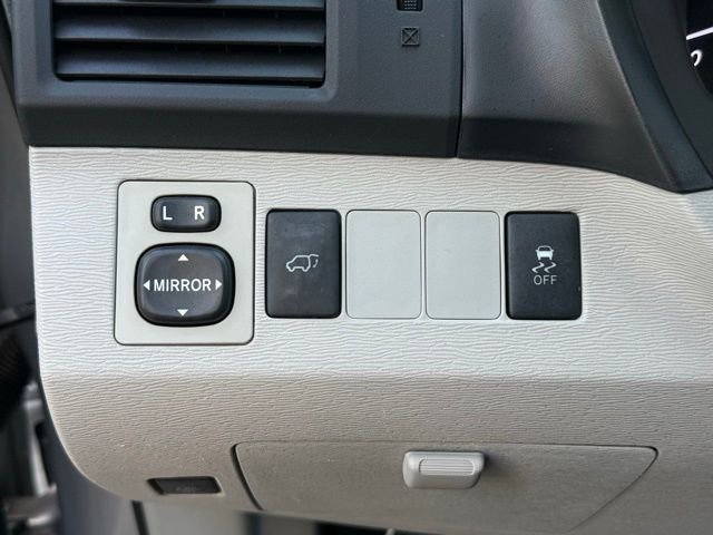 Used 2013 Toyota Venza LE w/ LE Convenience Pkg AWD/4WD image 16