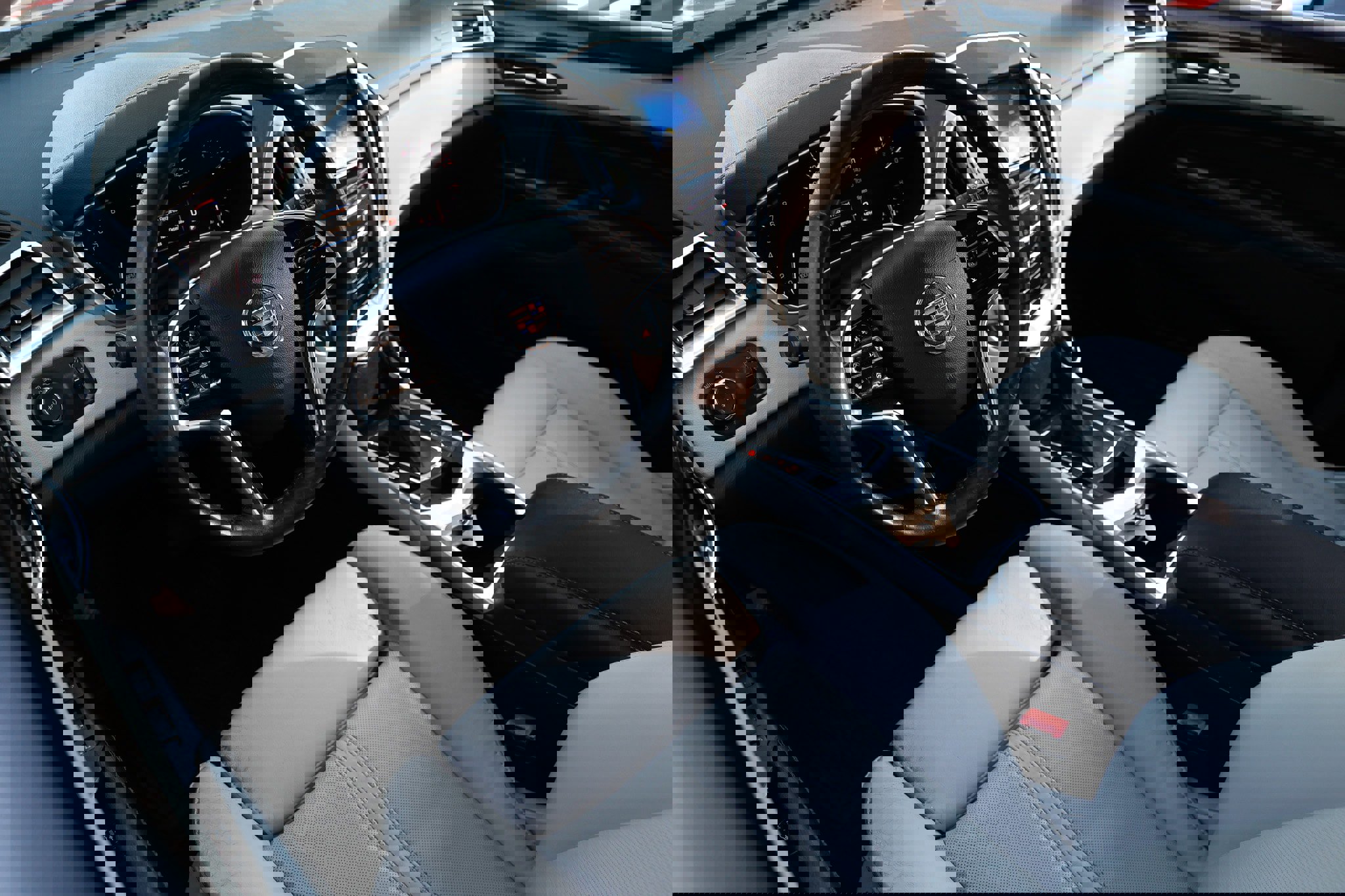 Used 2013 Cadillac SRX Performance w/ Driver Awareness Package image 6