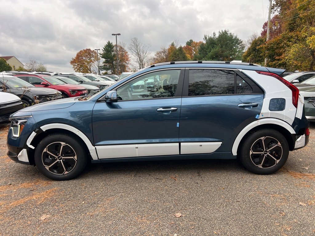 New 2026 Kia Niro SX image 2
