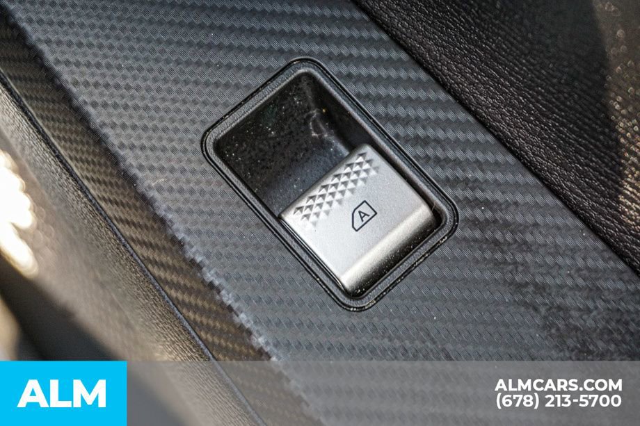 Used 2025 Mitsubishi Outlander SE FWD image 62