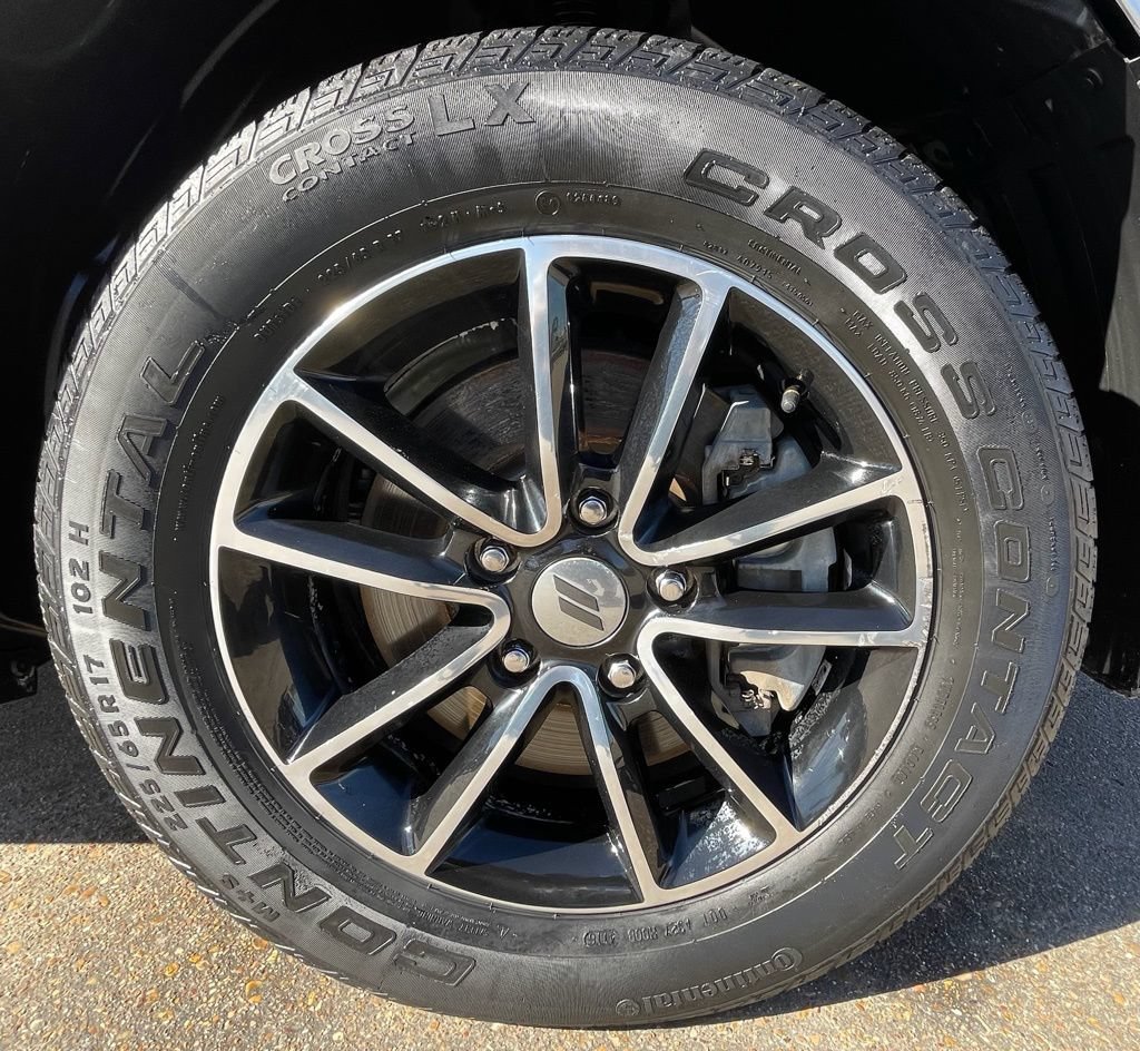 Used 2018 Dodge Journey SXT w/ Connectivity Group FWD image 15