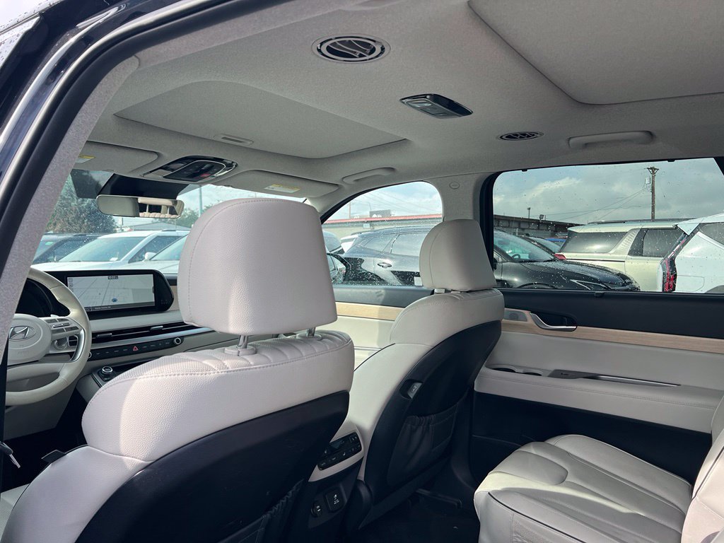 Used 2023 Hyundai Palisade Limited AWD/4WD image 9
