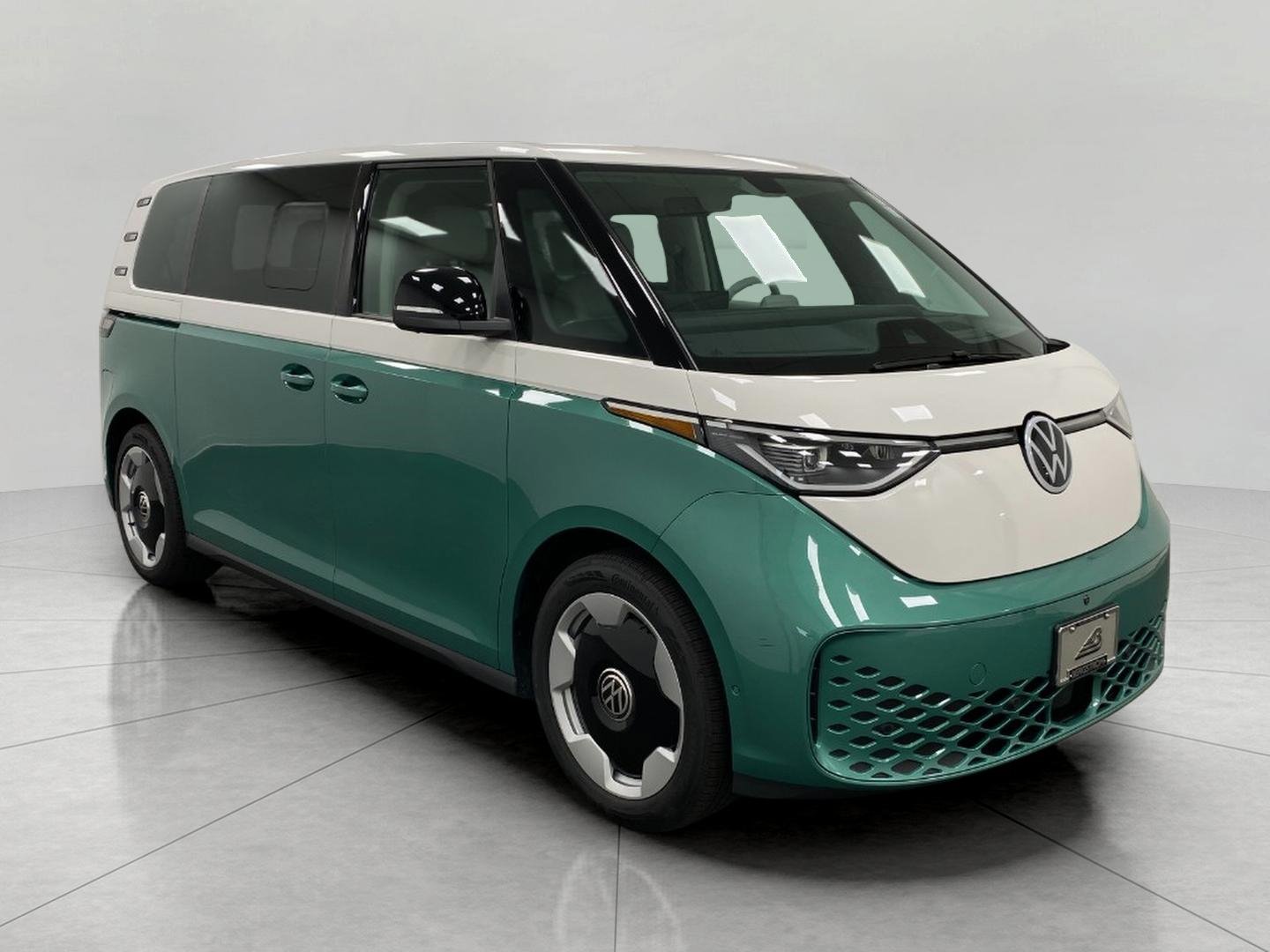 New 2025 Volkswagen ID. Buzz Pro S Plus