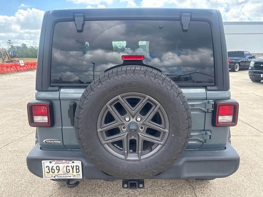 Used 2024 Jeep Wrangler Sport AWD/4WD image 4