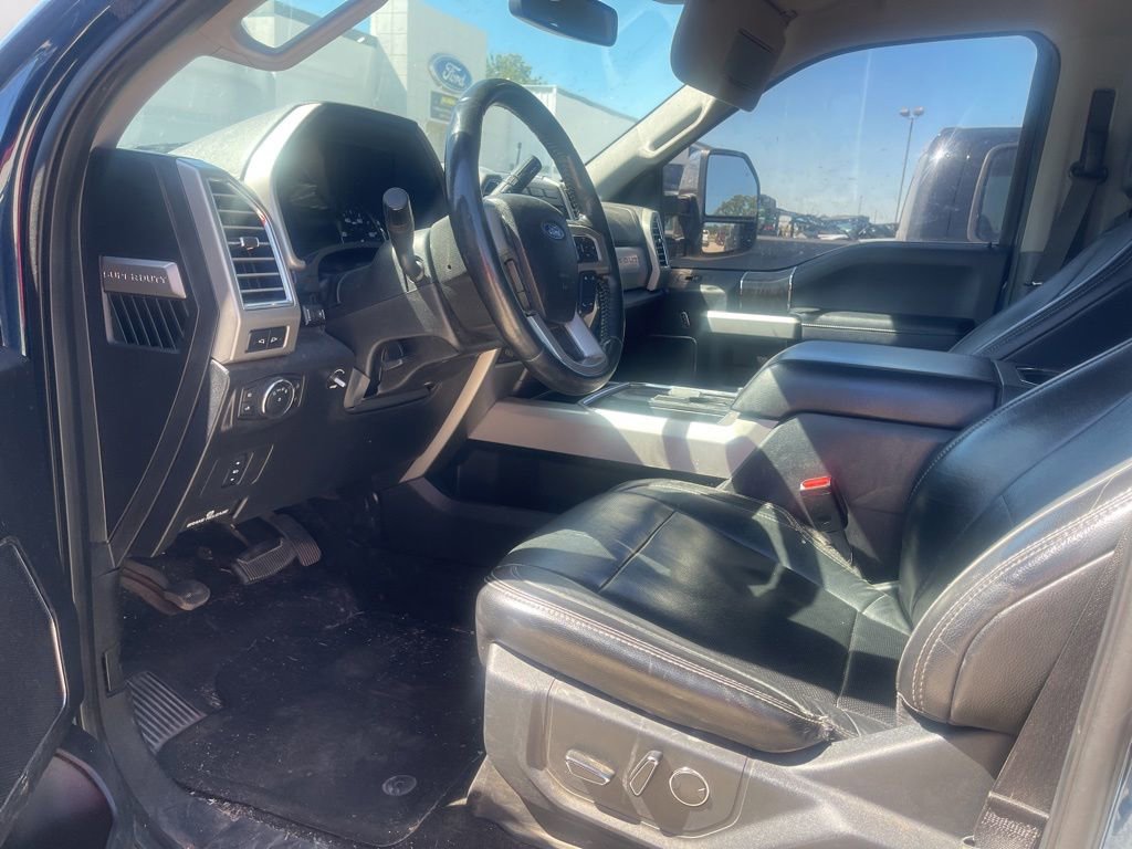 Used 2017 Ford F250 Lariat w/ Chrome Package AWD/4WD image 9