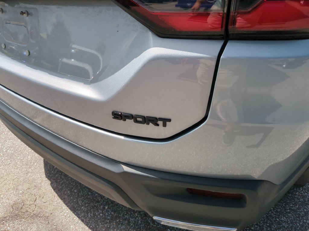 Used 2025 Honda Pilot Sport image 13