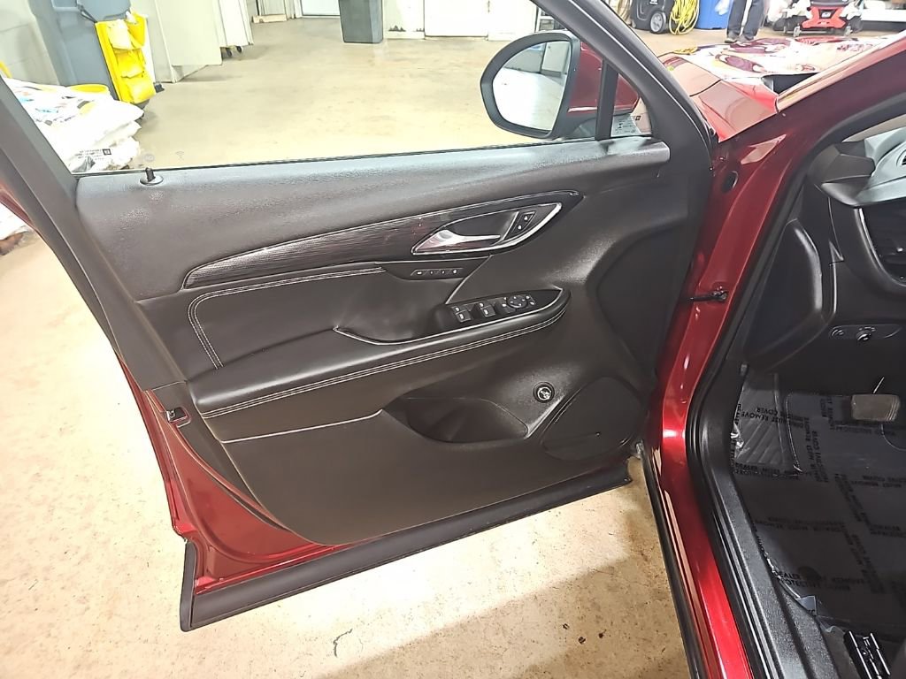 Used 2023 Buick Envision Essence image 14