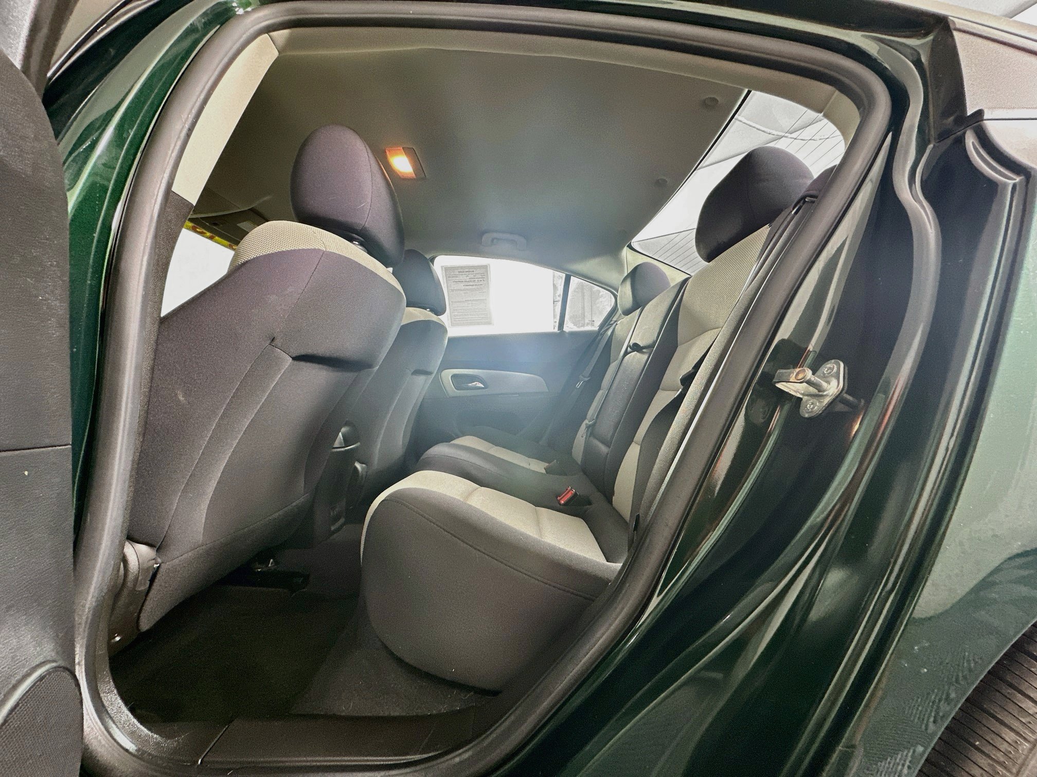 Used 2014 Chevrolet Cruze LS FWD image 24