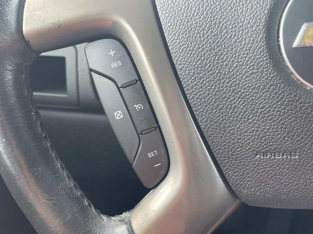 Used 2012 Chevrolet Suburban LS RWD image 22