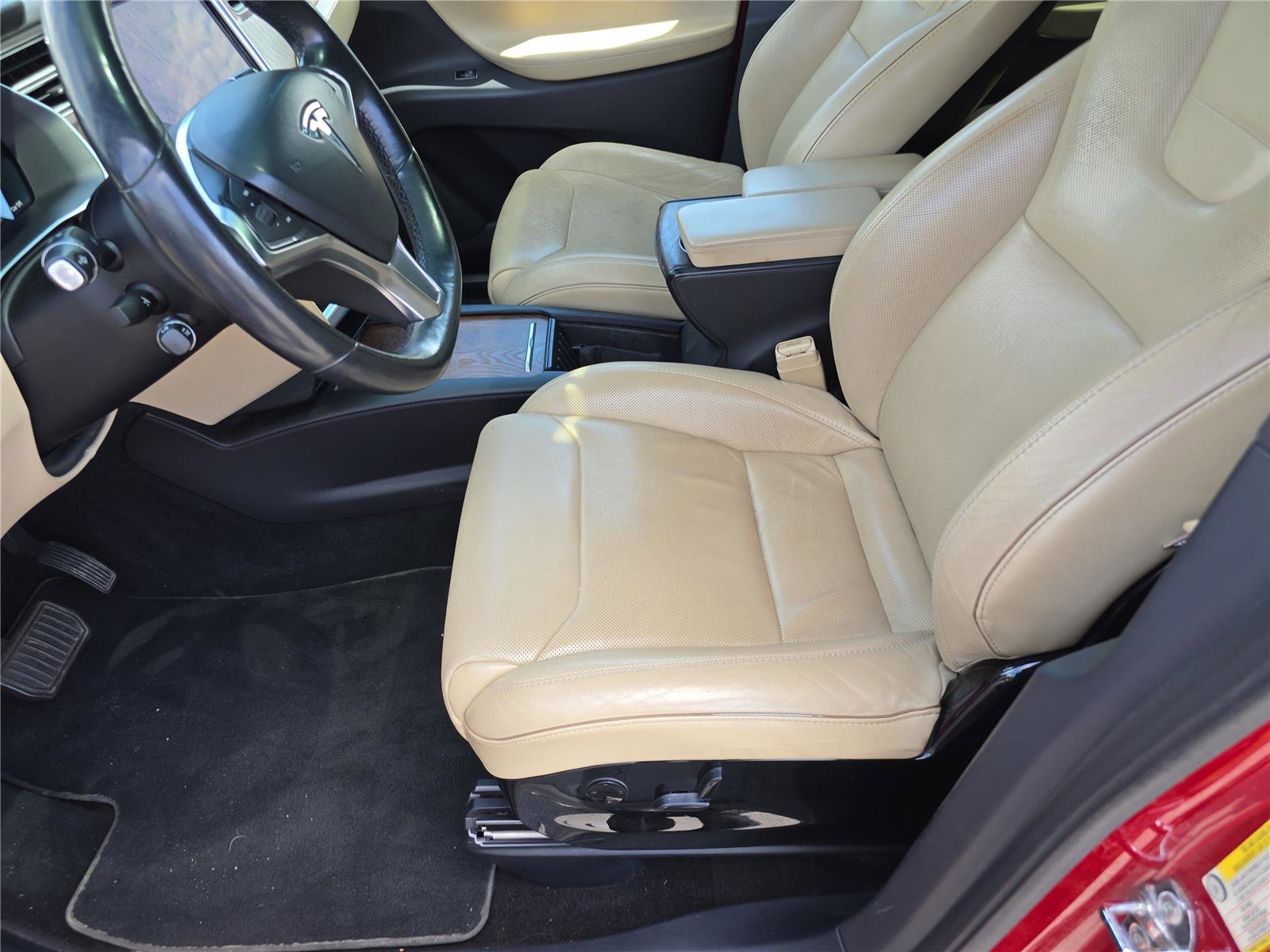 Used 2016 Tesla Model X 75D AWD/4WD image 19